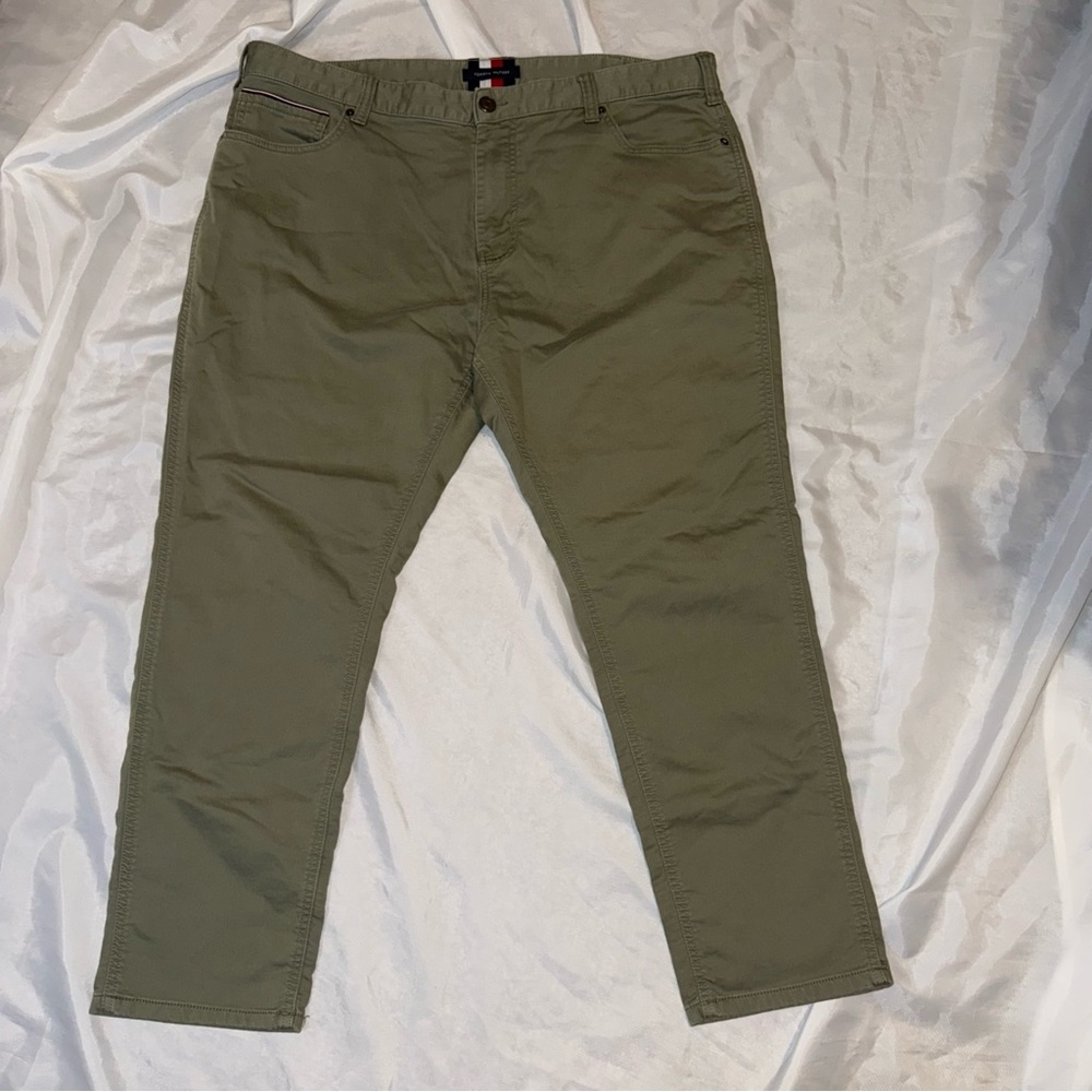 Tommy Hilfiger Men's Khaki Chinos Beige/Olive Stretch Pants Men’s 40x27